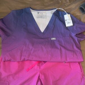 Ombré pink and purple figs scrubs